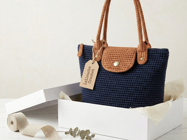 Crochet Tote Bag Pattern - Chic Two-Tone Structured Bag with Magnetic Clasp Closure