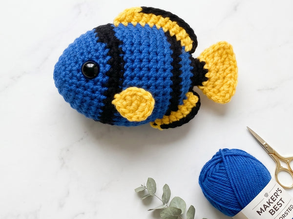 Crochet Tropical Fish Pattern - Colorful Amigurumi Ocean Toy with Vibrant Blue and Yellow Design